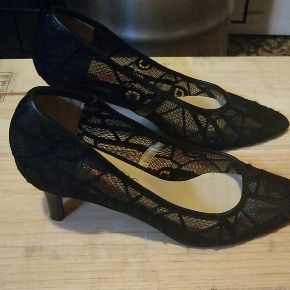 Black laced heels